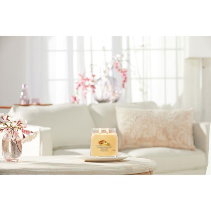 Yankee Candle Autumn Sunset - Signature Medium Jar